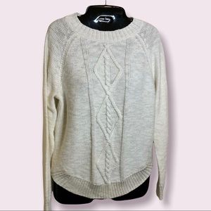 🛑SOLD🛑NWOT SO White Knitted Sweater Size L